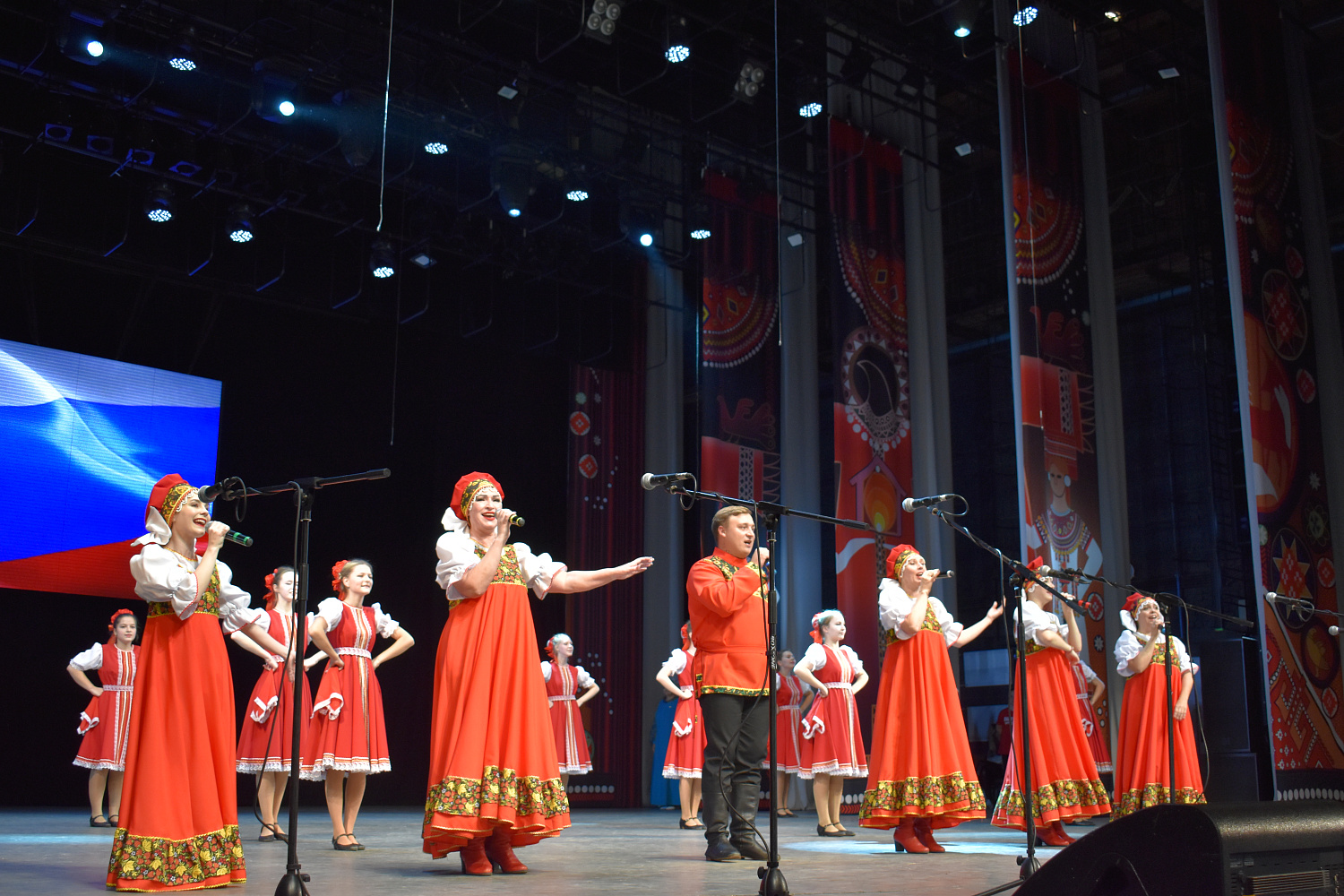  В Саранске стартовал фестиваль «Шумбрат, Мордовия!»