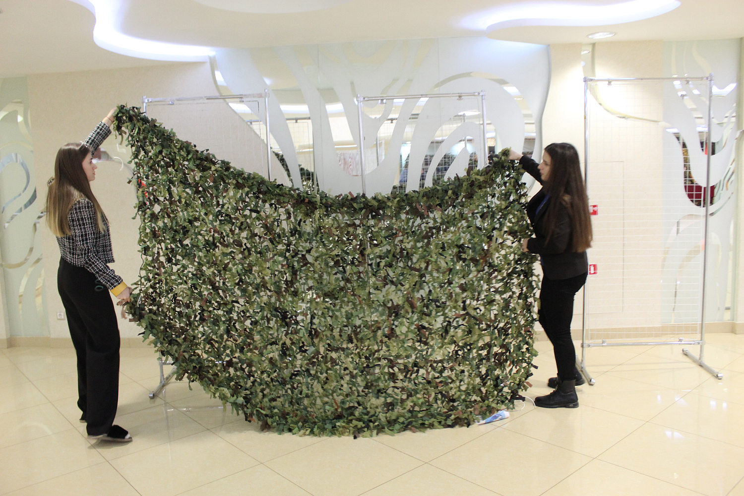 Выставка ко Дню Героев Отечества 