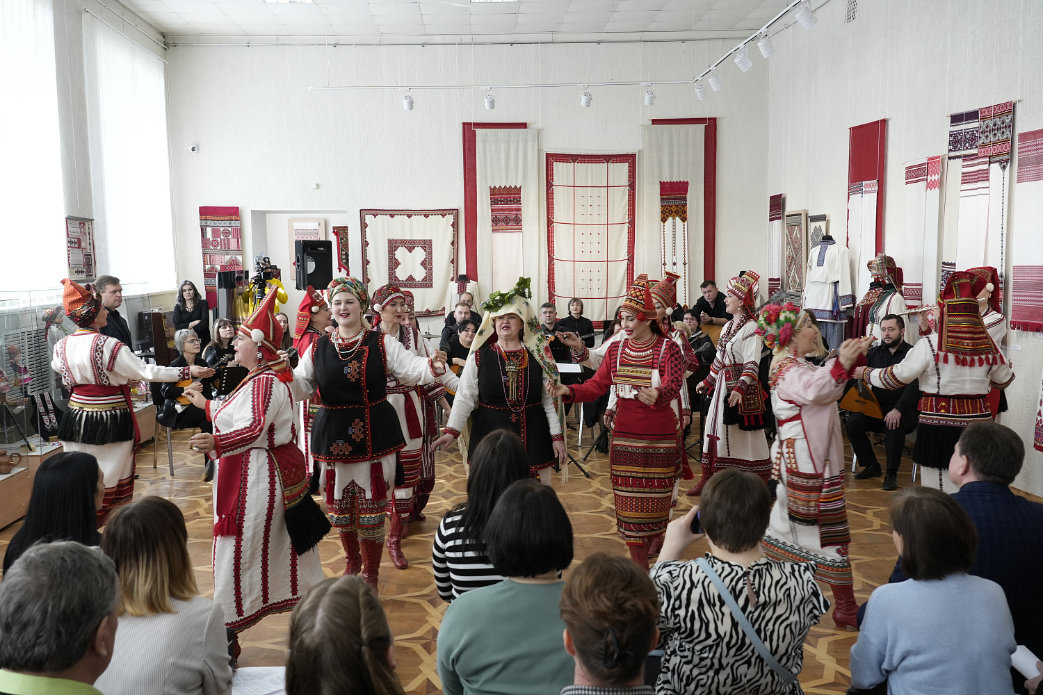 Республиканский мастер-класс «Переложения, инструментовки мордовских народных песен в репертуаре оркестра русских народных инструментов»