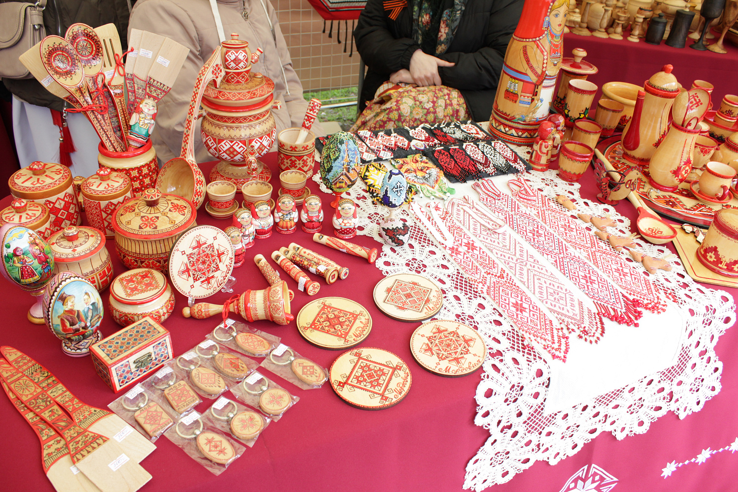 Выставка-ярмарка народных художественных промыслов и ремесел в рамках семейного фестиваля «Пасхальный Благовест»