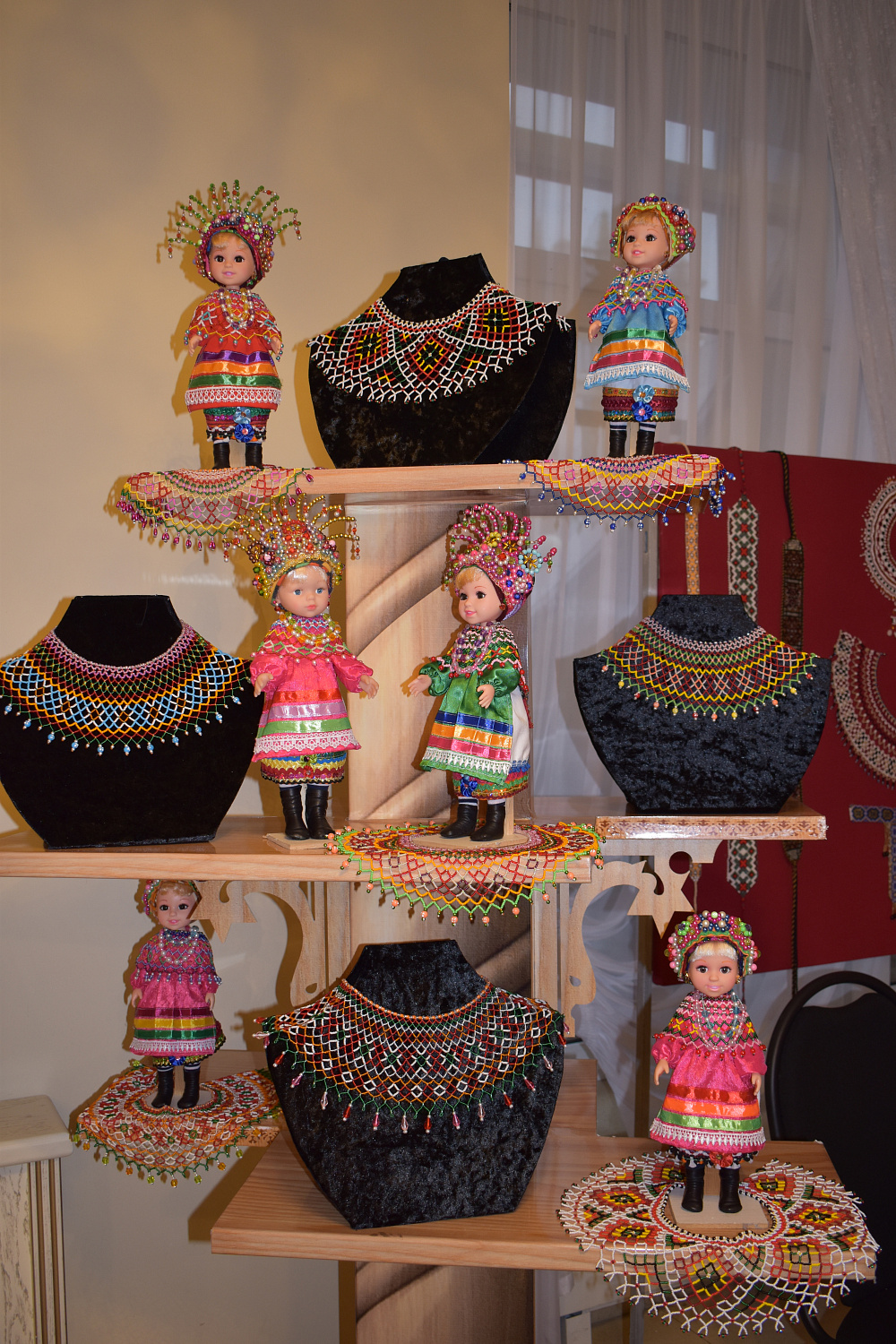 Выставка-ярмарка народно-художественных промыслов в театре им. И. М. Яушева