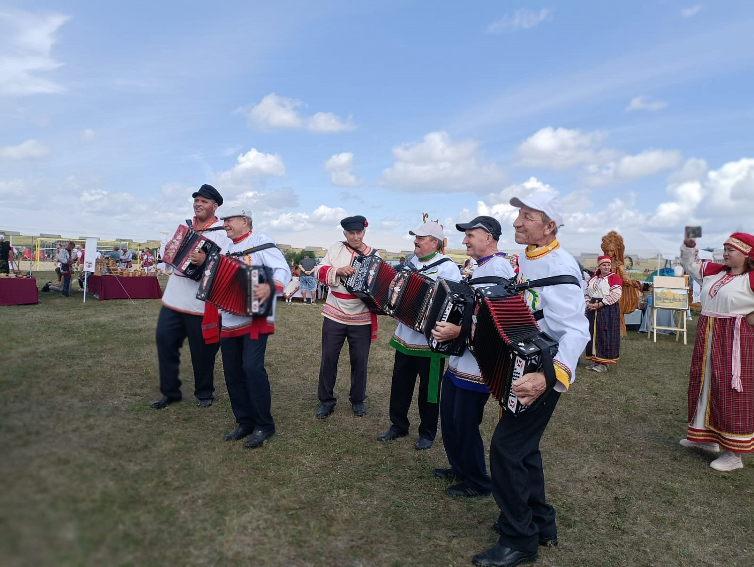 В Кочкуровском районе прошел фестиваль культуры и спорта «Карнай»