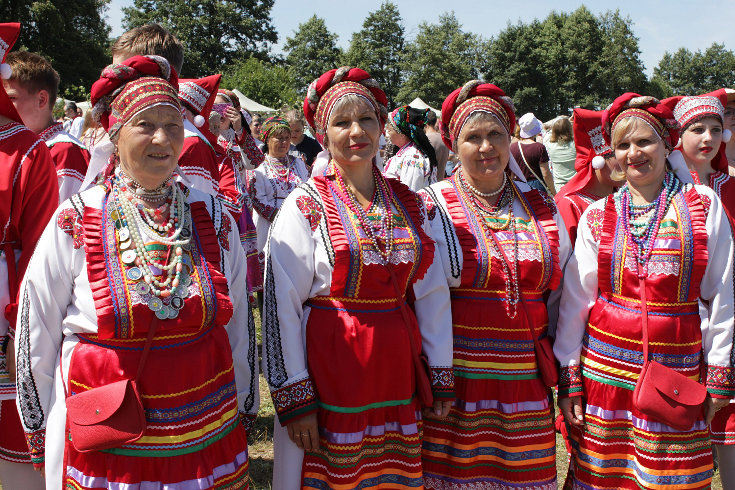 «Раськень озкс»: где оживают древние обряды и песни