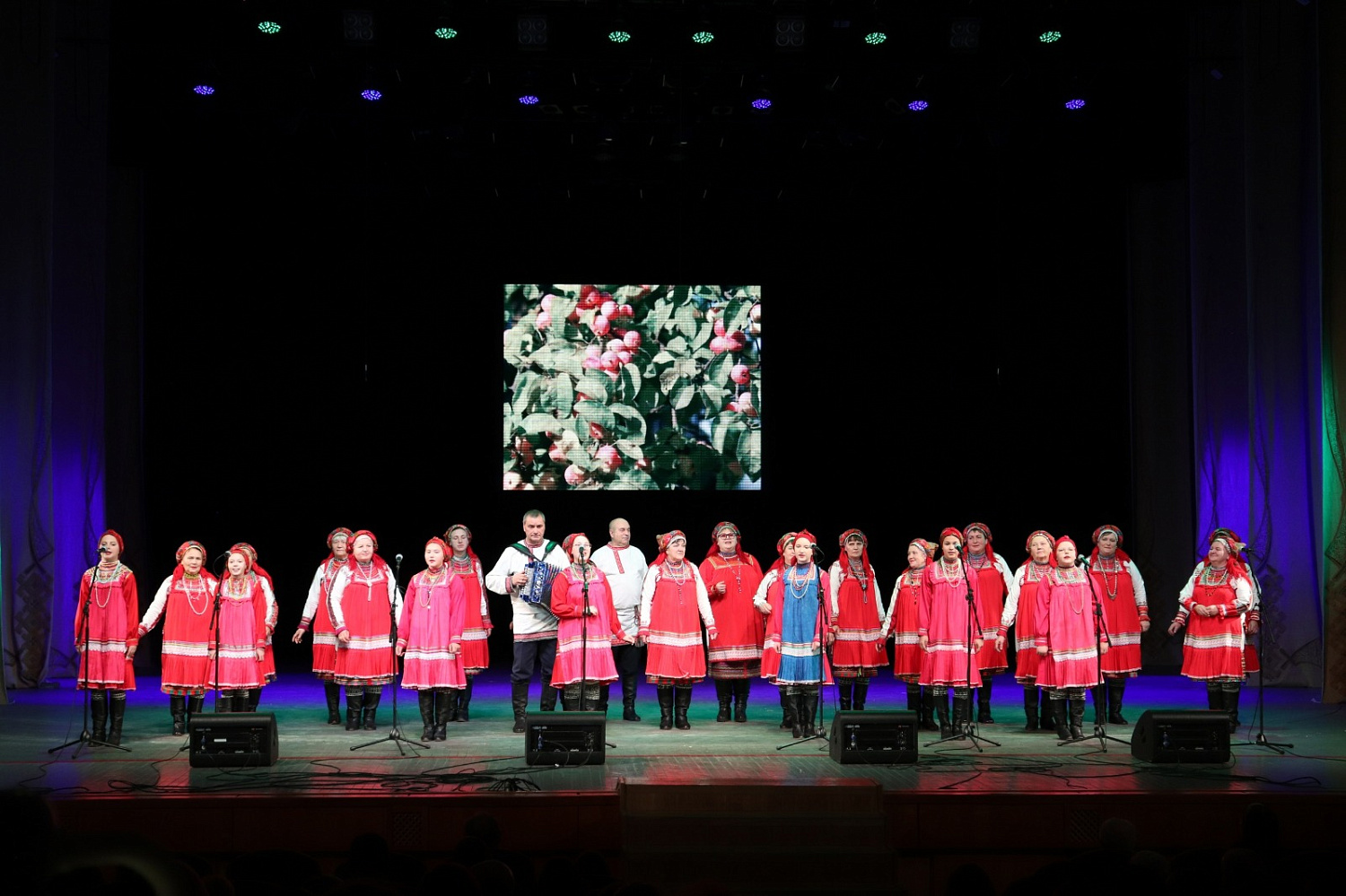 Старотеризморгский народный хор – Заслуженный коллектив народного творчества