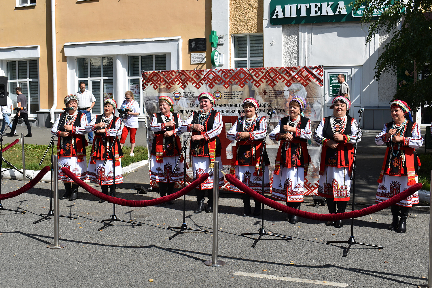 Межрегиональная выставка-ярмарка народных художественных промыслов и ремесел «ТЕВ» прошла в Саранске 